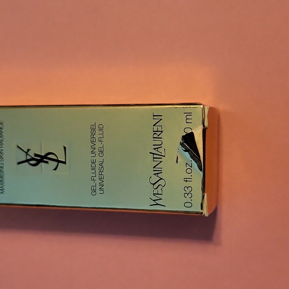Yves Saint Laurent Touche Éclat Blurring & Illuminating Primer, .33oz, NIB - Picture 5 of 7